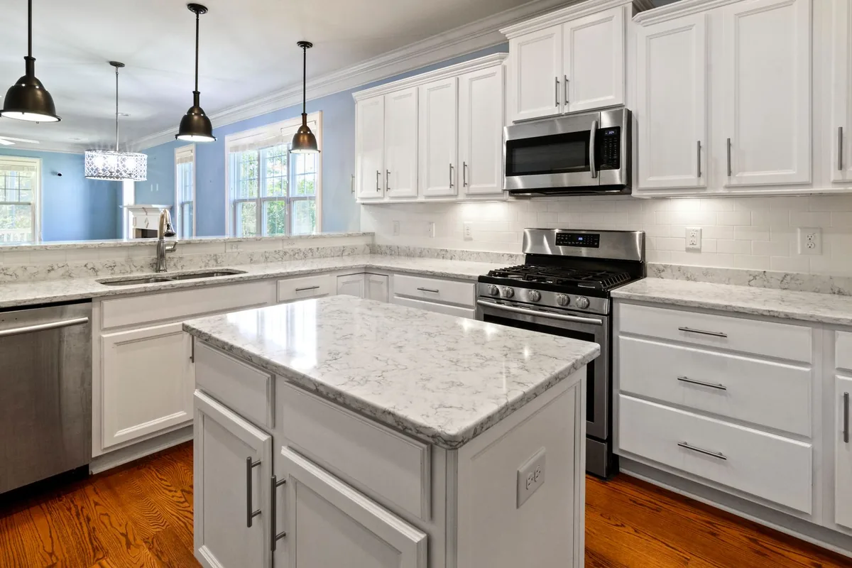 Filth & Squalor Cleanup in Southgate, FL